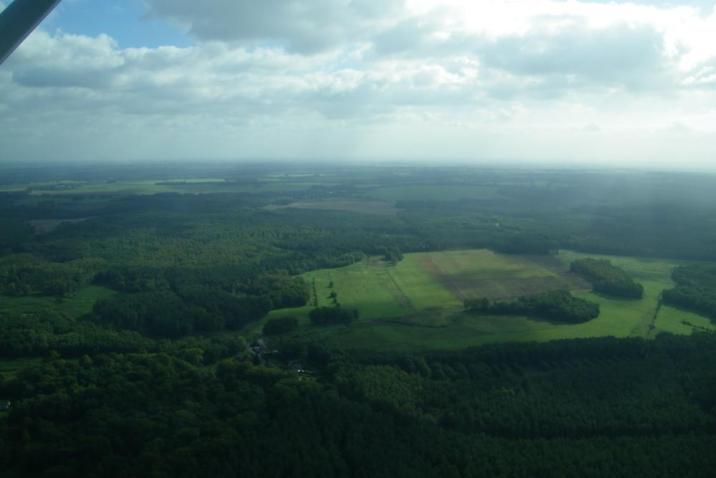 Na zdjęciu lotniczym widoczne są lasy Nadleśnictwa Resko.